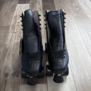 New RW Wave Roller Skates
